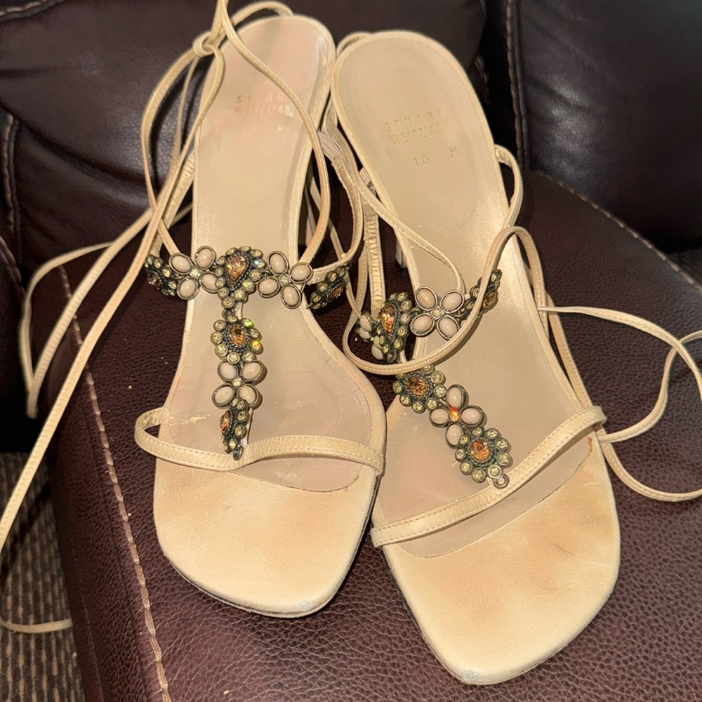 Stuart weitzman tie up heels w stones